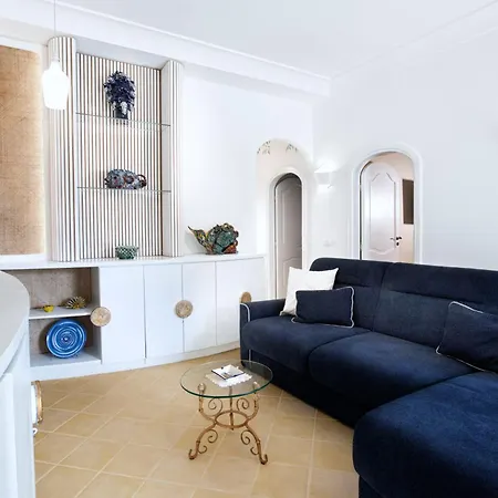 Estate4home - Casa Nonna Mary 度假居 *